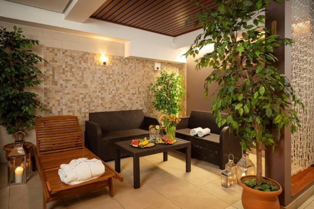 Hotel Kuracyjny Spa & Wellness Гдиня Екстериор снимка