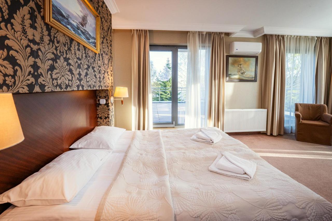 Hotel Kuracyjny Spa & Wellness Гдиня Екстериор снимка