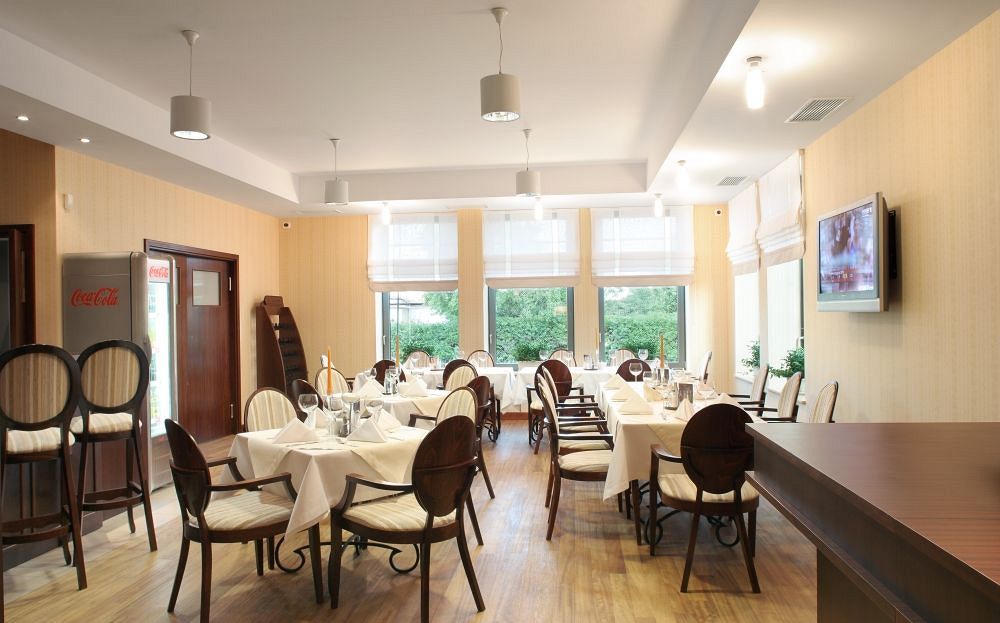 Hotel Kuracyjny Spa & Wellness Гдиня Ресторант снимка