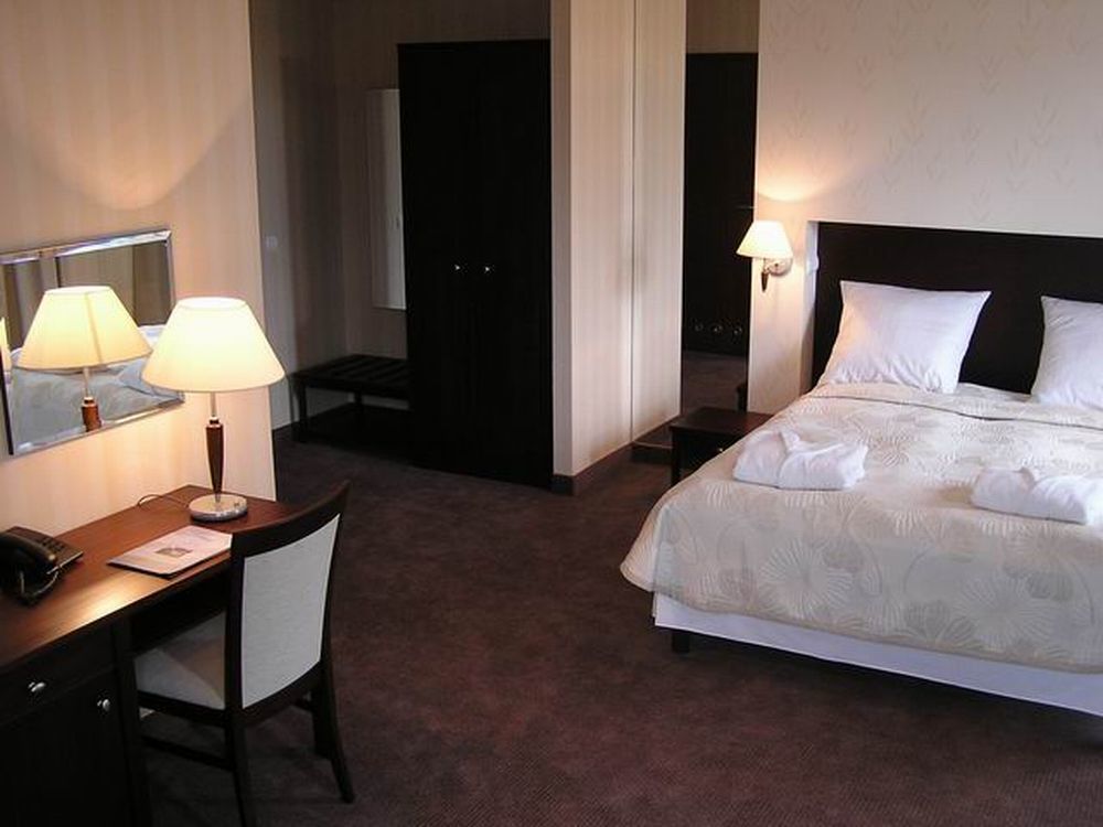 Hotel Kuracyjny Spa & Wellness Гдиня Екстериор снимка